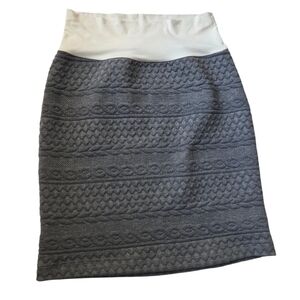 Mini Skirt Raised Sweater Pattern With Cream Elastic Waistband
